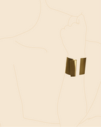 Pulseira Origami sobre desenho de vinheta.